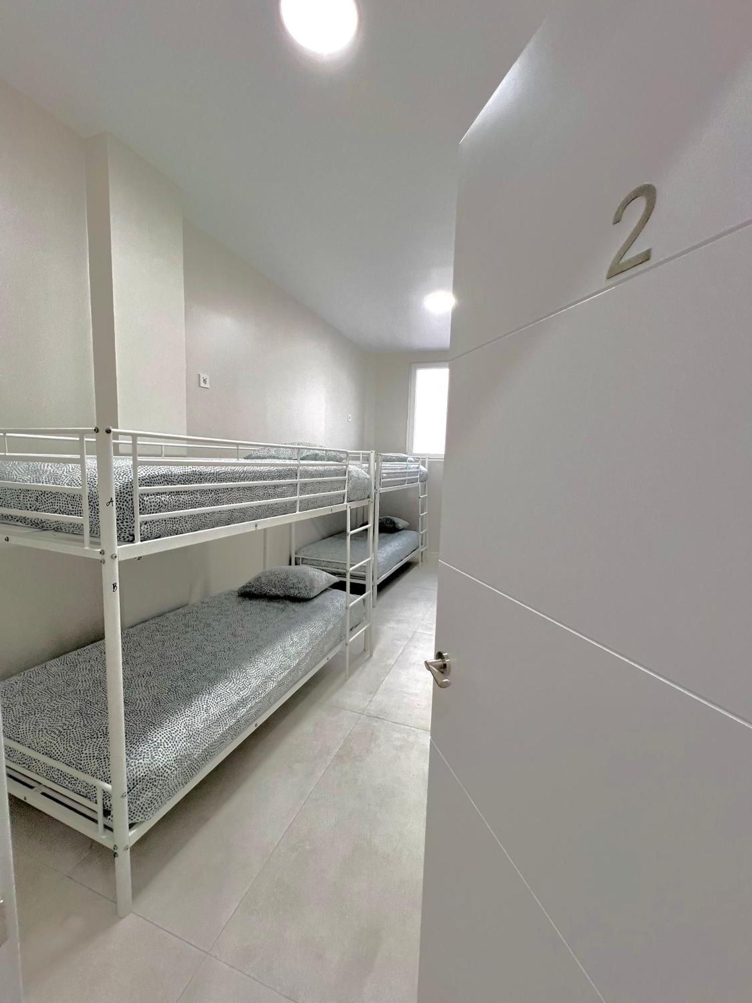 Hostel Oasis Madrid Eksteriør bilde