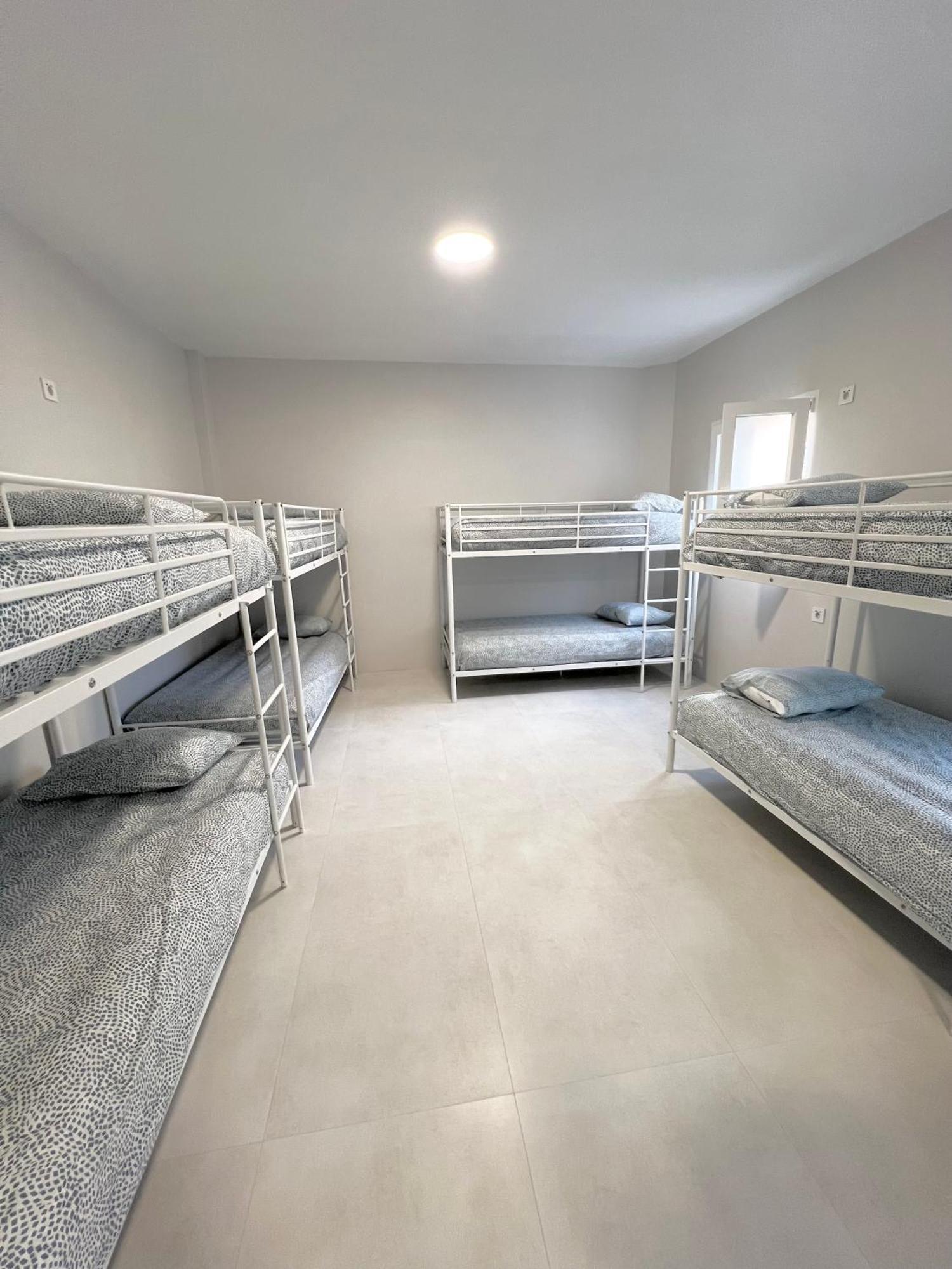 Hostel Oasis Madrid Eksteriør bilde